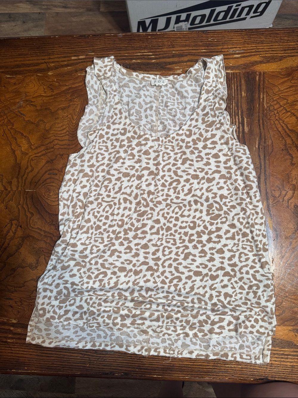 POL Leopard Print Ruffle Tank in Beige and White